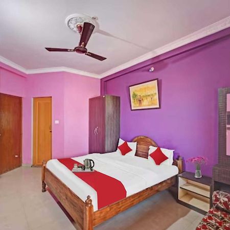 Goroomgo Varanasi Paradise Varanasi - Parking & Restaurant Available - Perfect Location And Comfortable Room Экстерьер фото